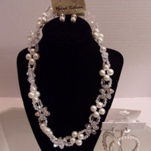 Hannah collection Jewelry - NWT NECKLACE EARRINGS & BRACELET RETAIL $60 J11-4 Hannah collection Jewelry - NWT NECKLACE EARRINGS & BRACELET RETAIL $60 J11-4